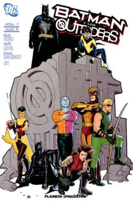 Batman y los Outsiders Nº 01